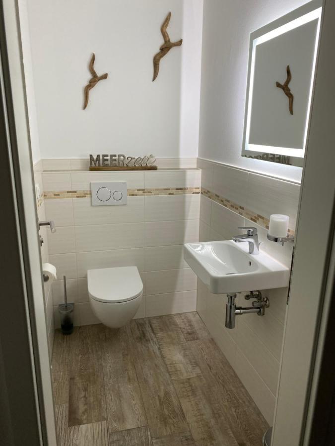 Ferienhaus Meerzeit Bastorf エクステリア 写真